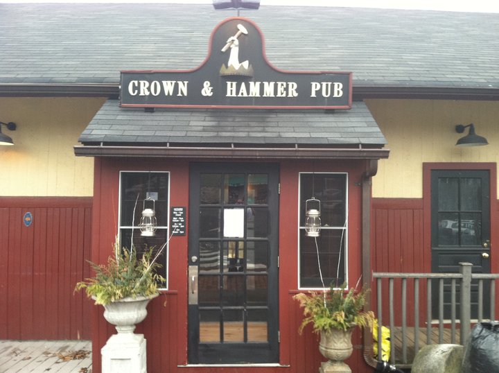 Crown & Hammer Restaurant & Pub Visit CT